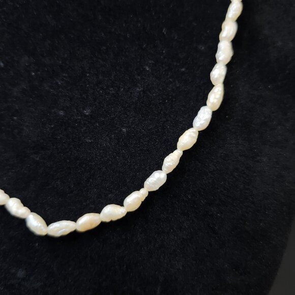 Vintage String Pearl Necklace 40cm - Picture 2 of 6